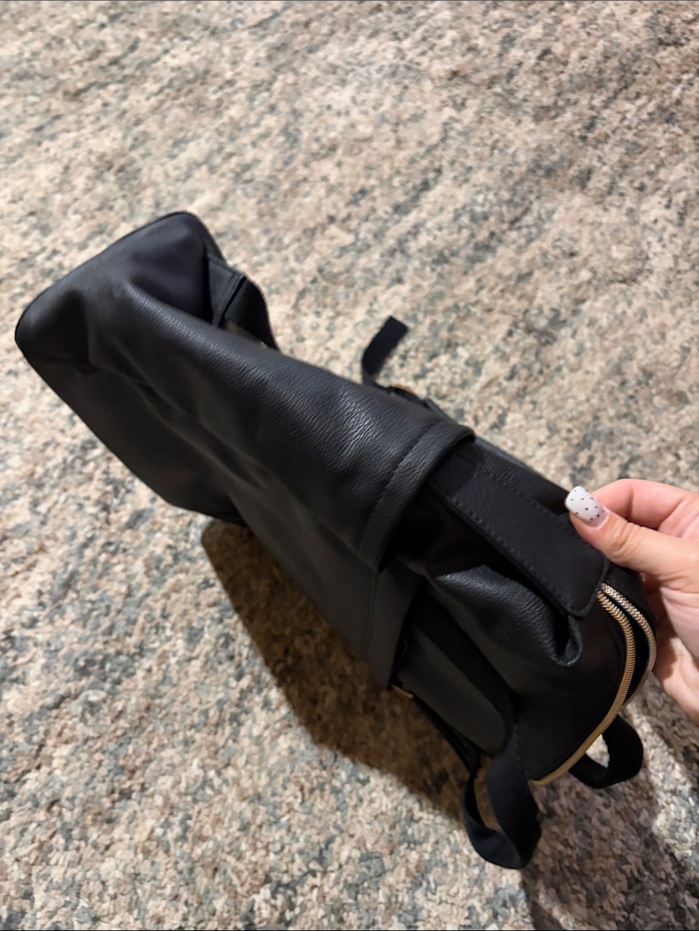 Universal Thread Convertible Backpack Tote - Minimal Design - Picture 6 of 7